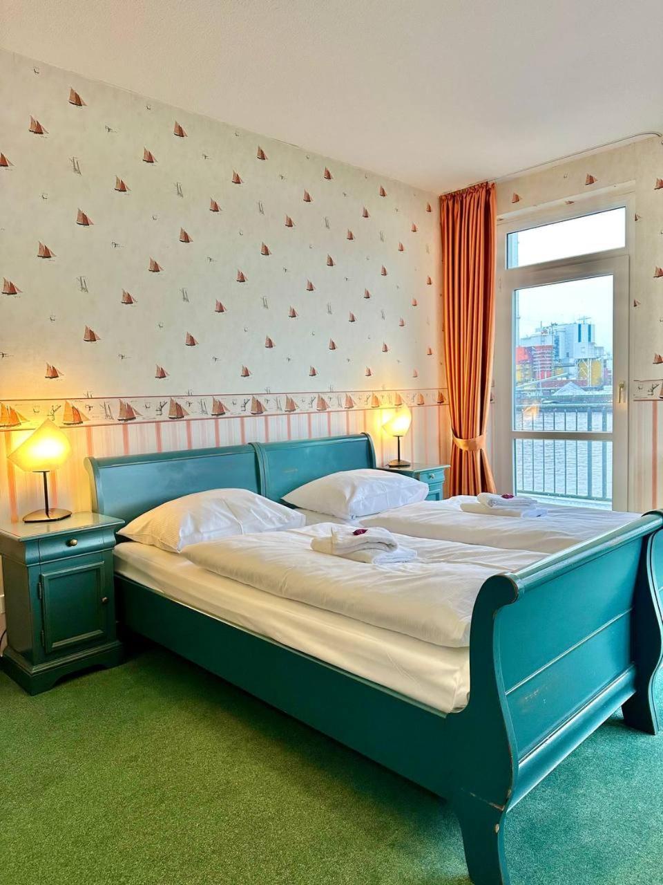 Gaestehaus Weserblick Am Weser-Sandstrand Berne Dış mekan fotoğraf